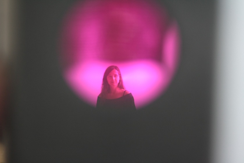 Die Leipziger Künstlerin Inka Perl hebt u.a. das "Selfie" in das Zentrum ihres künstlerischen Schaffens. (Foto: ARTEFAKTE)